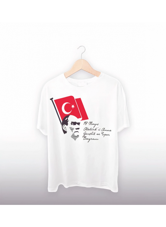 19 Mayıs Atatürk'ü Anma Gençlik ve Spor Bayramı Baskılı Oversize T-shirt - Beyaz