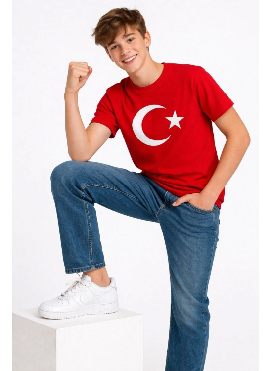 Erkek Çocuk Tişört Bisiklet Yaka Ay Yıldız Bayrak Baskılı T-Shirt - Kırmızı Erkek Çocuk Tişört Bisiklet Yaka Ay Yıldız Bayrak Baskılı T-Shirt - Kırmızı