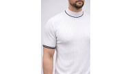 Erkek Fitilli Triko Dokuma Kısa Kol Tişört Yarım Boğaz Modern Yazlık T-Shirt - Beyaz Erkek Fitilli Triko Dokuma Kısa Kol Tişört Yarım Boğaz Modern Yazlık T-Shirt - Beyaz
