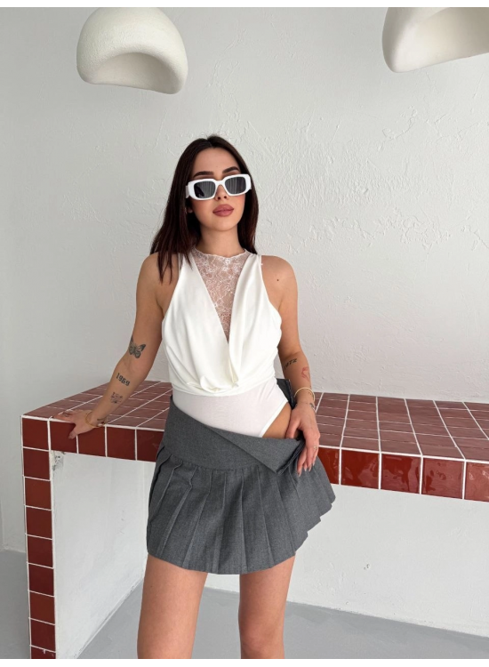 Kadın Dantel Detaylı Derin Dekolte Body Şık Kolsuz Yazlık Bodysuit - Beyaz Kadın Dantel Detaylı Derin Dekolte Body Şık Kolsuz Yazlık Bodysuit - Beyaz