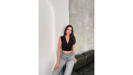 Kadın Vatkalı Kolsuz V Yaka Drapeli Crop Bluz Likralı Fit - Siyah