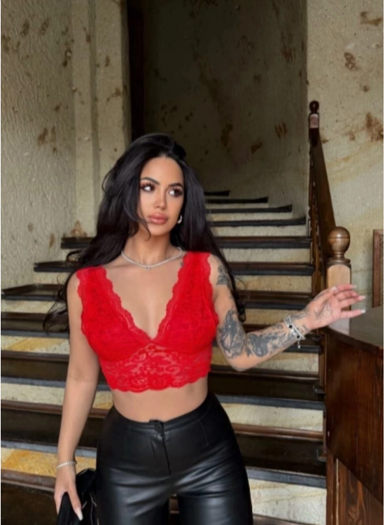 Kadın Dantel Bralet Crop Sütyen V Yaka Askılı Şık Esnek Rahat - Kırmızı