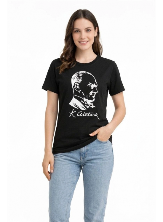 Kadın Atatürk Baskılı Tişört Kısa Kollu Bisiklet Yaka T-Shirt - Siyah Kadın Atatürk Baskılı Tişört Kısa Kollu Bisiklet Yaka T-Shirt - Siyah