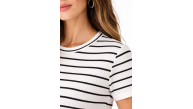 Kadın Çizgili Yazlık Triko T-Shirt Bisiklet Yaka Rahat Kalıp Tişört - Beyaz Kadın Çizgili Yazlık Triko T-Shirt Bisiklet Yaka Rahat Kalıp Tişört - Beyaz