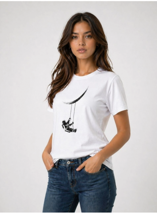 Kadın Astronot Ay Temalı Tişört Kısa Kol Yazlık Bisiklet Yaka T-Shirt - Beyaz Kadın Astronot Ay Temalı Tişört Kısa Kol Yazlık Bisiklet Yaka T-Shirt - Beyaz