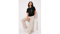 Kadın Köpek Figürlü Minimal Baskılı Tişört Kısa Kol Yazlık T-Shirt - Siyah Kadın Köpek Figürlü Minimal Baskılı Tişört Kısa Kol Yazlık T-Shirt - Siyah