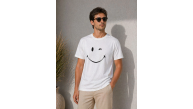 Erkek Minimal Gülümseyen Yüz Baskılı Tişört Kısa Kol Yazlık T-Shirt - Beyaz Erkek Minimal Gülümseyen Yüz Baskılı Tişört Kısa Kol Yazlık T-Shirt - Beyaz
