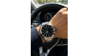Erkek Gümüş Renk Metal Kordon Analog Kol Saati Takvim Göstergeli Siyah Kadran - Gümüş