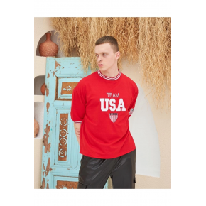 Erkek Bisiklet Yaka Tişört Nakış İşlemeli Kısa Kol Oversize T-Shirt - Kırmızı