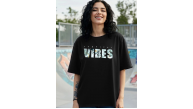 Kadın Kısa Kol Yazlık Tişört Bisiklet Yaka VIBES Baskılı T-Shirt - Siyah Kadın Kısa Kol Yazlık Tişört Bisiklet Yaka VIBES Baskılı T-Shirt - Siyah