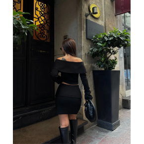 Kadın Straplez , Madonna , Carmen Yaka Croplu Mini Etekli ikili Alt-Üst Takım Triko - Siyah