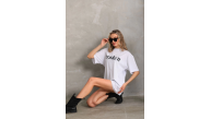 Kadın Kısa Kol Yazlık Tişört Bisiklet Yaka Baskılı Oversize T-Shirt - Beyaz Kadın Kısa Kol Yazlık Tişört Bisiklet Yaka Baskılı Oversize T-Shirt - Beyaz