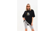 Kadın Baskılı T-Shirt Kısa Kol Bisiklet Yaka Oversize Rahat Kalıp Günlük Tişört - Siyah Kadın Baskılı T-Shirt Kısa Kol Bisiklet Yaka Oversize Rahat Kalıp Günlük Tişört - Siyah