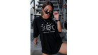 Kadın Baskılı T-Shirt Kısa Kol Bisiklet Yaka Oversize Rahat Kalıp Tişört - Siyah Kadın Baskılı T-Shirt Kısa Kol Bisiklet Yaka Oversize Rahat Kalıp Tişört - Siyah