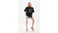 Kadın Kısa Kol Yazlık Tişört Bisiklet Yaka Baskılı Oversize T-Shirt - Siyah Kadın Kısa Kol Yazlık Tişört Bisiklet Yaka Baskılı Oversize T-Shirt - Siyah