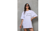 Kadın Kısa Kol Yazlık Tişört Bisiklet Yaka Baskılı Oversize T-Shirt - Beyaz Kadın Kısa Kol Yazlık Tişört Bisiklet Yaka Baskılı Oversize T-Shirt - Beyaz