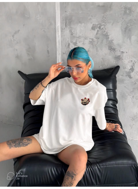 Kadın Kısa Kol Yazlık Tişört Bisiklet Yaka Kuru Kafa Baskılı T-Shirt - Beyaz Kadın Kısa Kol Yazlık Tişört Bisiklet Yaka Kuru Kafa Baskılı T-Shirt - Beyaz