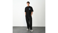 Erkek Baskılı T-Shirt Kısa Kol Bisiklet Yaka Regular Fit Rahat Kalıp Günlük Tişört - Siyah Erkek Baskılı T-Shirt Kısa Kol Bisiklet Yaka Regular Fit Rahat Kalıp Günlük Tişört - Siyah