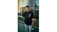 Erkek Kısa Kol Yazlık Tişört Bisiklet Yaka Baskılı Oversize T-Shirt - Siyah Erkek Kısa Kol Yazlık Tişört Bisiklet Yaka Baskılı Oversize T-Shirt - Siyah