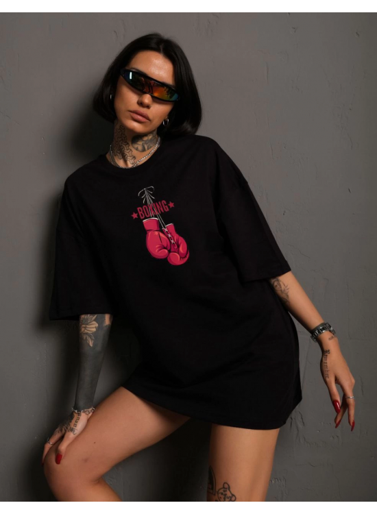 Kadın Kısa Kol Tişört Bisiklet Yaka Boxy Eldiven Baskılı T-Shirt - Siyah Kadın Kısa Kol Tişört Bisiklet Yaka Boxy Eldiven Baskılı T-Shirt - Siyah