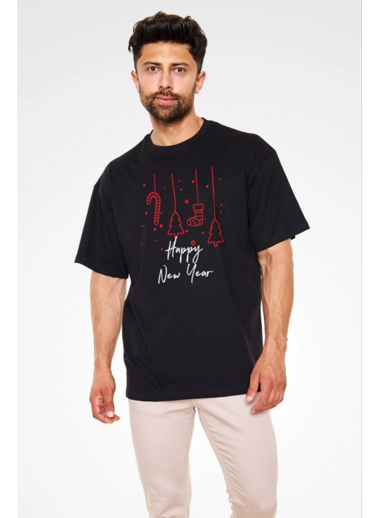 Erkek Kısa Kol Tişört Bisiklet Yaka Yeni Yıl Baskılı T-Shirt - Siyah Erkek Kısa Kol Tişört Bisiklet Yaka Yeni Yıl Baskılı T-Shirt - Siyah