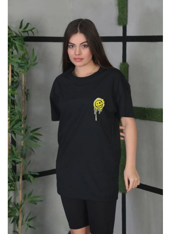 Kadın Bisiklet Yaka Baskılı Kısa kol Oversize T-Shirt - Siyah Kadın Bisiklet Yaka Baskılı Kısa kol Oversize T-Shirt - Siyah