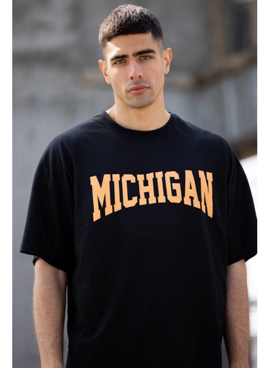 Erkek Baskılı T-Shirt Kısa Kol Bisiklet Yaka Regular Fit Rahat Kalıp Günlük Tişört - Siyah Erkek Baskılı T-Shirt Kısa Kol Bisiklet Yaka Regular Fit Rahat Kalıp Günlük Tişört - Siyah