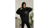 Kadın Oversize Kapüşonlu Cepli Baskılı 3 İplik Pamuklu Hoodie Sweatshirt - Siyah Kadın Oversize Kapüşonlu Cepli Baskılı 3 İplik Pamuklu Hoodie Sweatshirt - Siyah