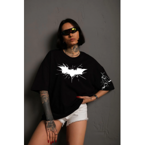 Kadın Bisiklet yaka tişort Ön ve Kol Yarasa Baskılı T-shirt - Siyah